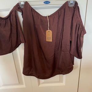 American Eagle Outfitters off the shoulder Size XL